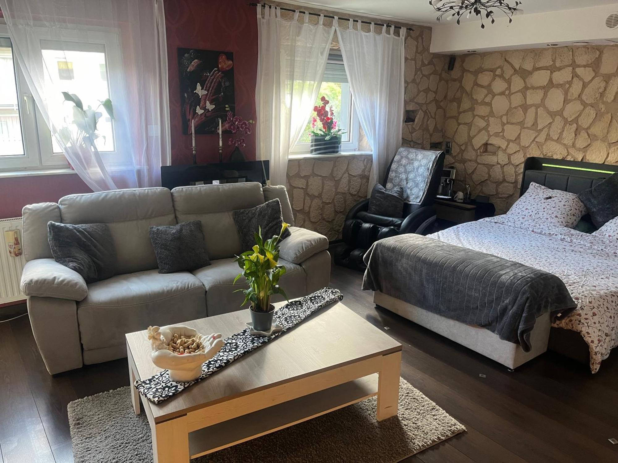 Gaestezimmer In Ratingen Bei Duesseldorf Mit Einem Hauch Luxus Ngoại thất bức ảnh